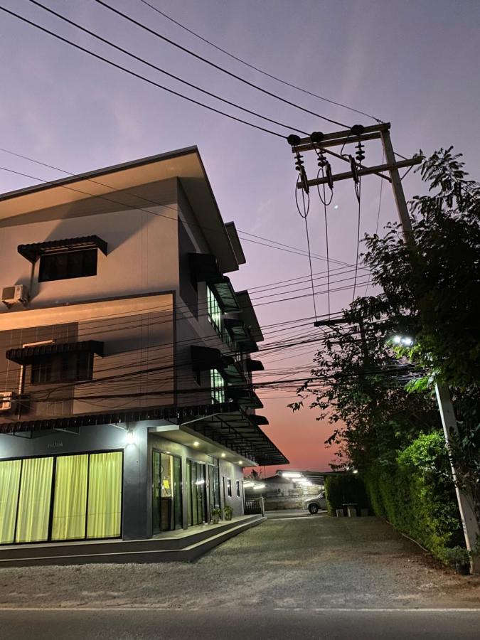 Апарт готель Dd Modern House Сурат-Тхані Екстер'єр фото